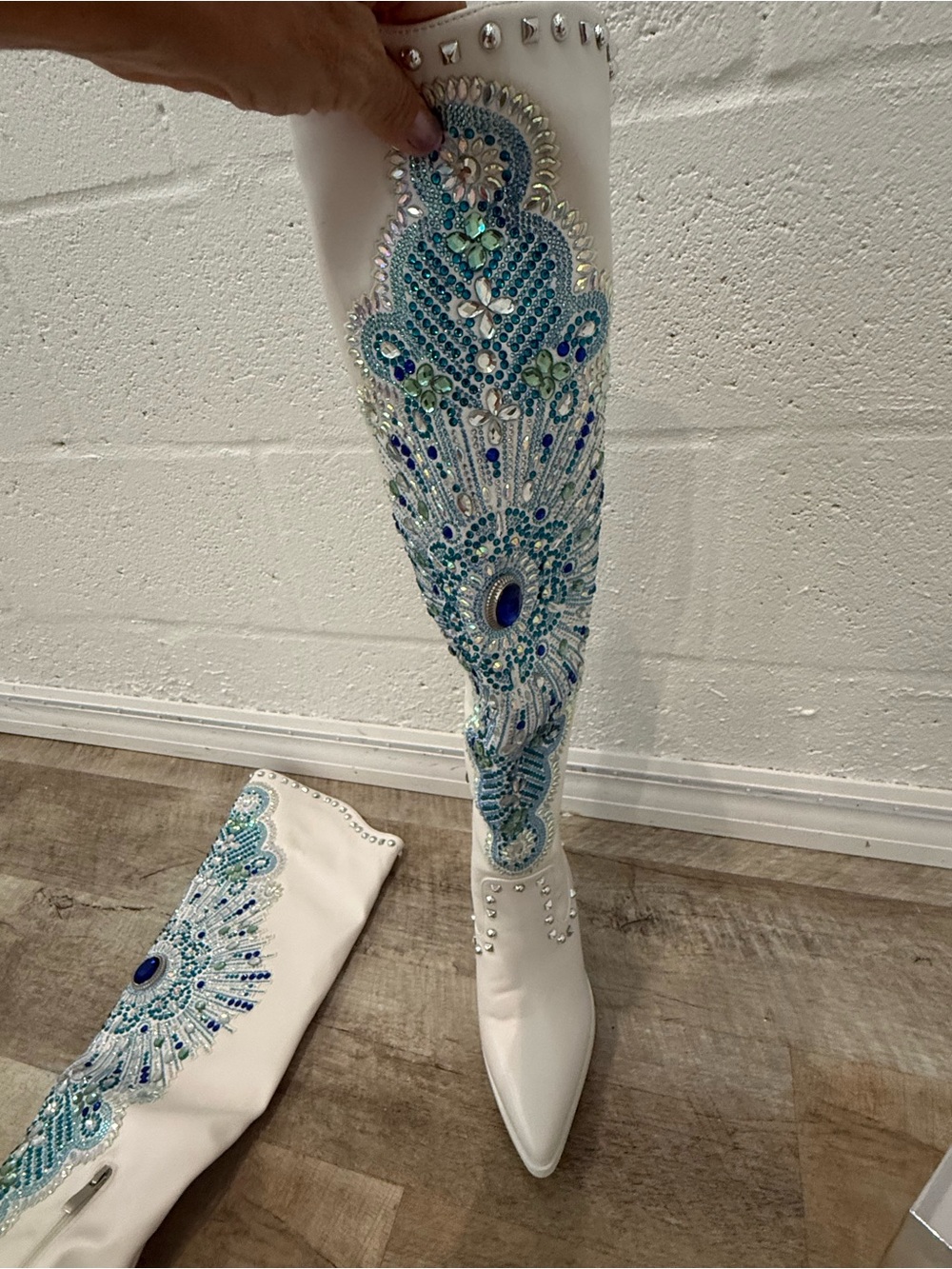 Women’s White Knee-High Heeled Boots with Blue Embellished Detail - Picture 3 of 6